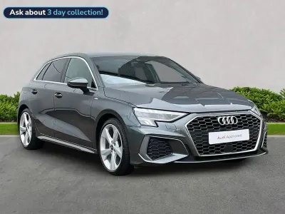 Usado Audi A3 Sportback S-Line 150 HP (110 kW) 2023 Cinzento Citadino