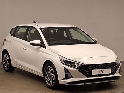 Used Hyundai i20 Advanced 100 HP (73 kW) 2025 White Hatchback