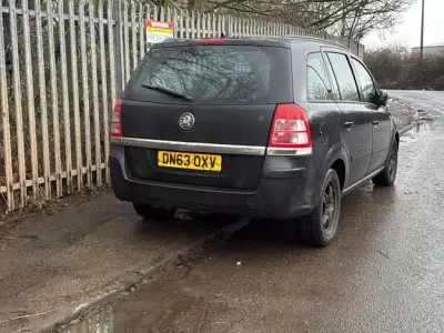 Second-hand Vauxhall Zafira 110 CP (80 kW) 2014 Negru Monovolum