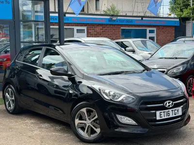 Used Hyundai i30 SE 120 HP (88 kW) 2016 Black Hatchback
