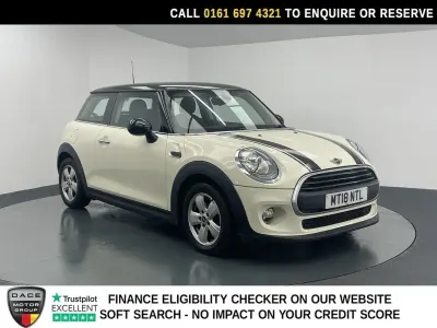 Usado Mini ONE Hatch 102 CV (75 kW) 2018 Blanco Utilitario