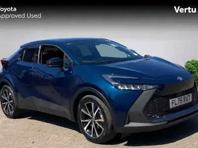 Used Toyota C-HR Design 140 HP (102 kW) 2025 Blue SUV