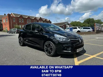 Used Renault Clio Iconic 90 HP (66 kW) 2019 Black Hatchback