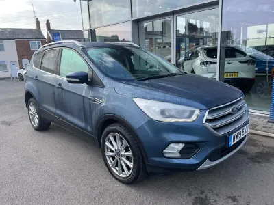 Second-hand Ford Kuga Titanium 120 CP (88 kW) 2019 Albastru SUV