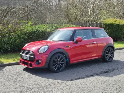 Used Mini ONE Hatch 102 HP (75 kW) 2017 Red Hatchback