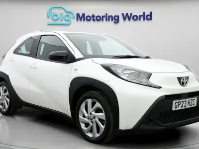 Używany Toyota Aygo X PURE 72 KM (52 kW) 2025 SUV
