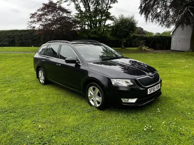 Used Skoda Octavia Business Line 110 HP (80 kW) 2015 Black Estate