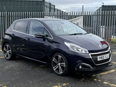 Begagnad Peugeot 208 GT-line 110 HK (80 kW) 2015 Blå Halvkombi