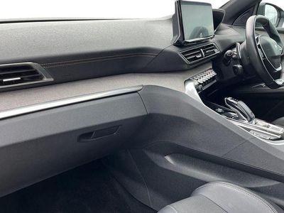 Used Peugeot 5008 GT 179 HP (131 kW) 2023 White SUV