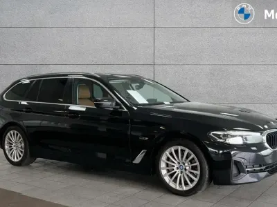 Used BMW 530e Comfort Edition 292 HP (214 kW) 2023 Black sapphire Estate