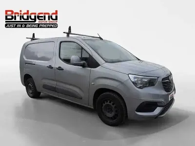Used Vauxhall Combo Sportive 100 HP (73 kW) 2019 Grey MPV