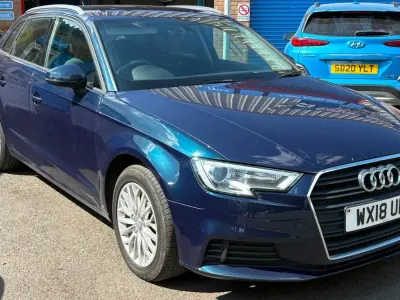 Used Audi A3 Business 150 HP (110 kW) 2018 Blue Sedan