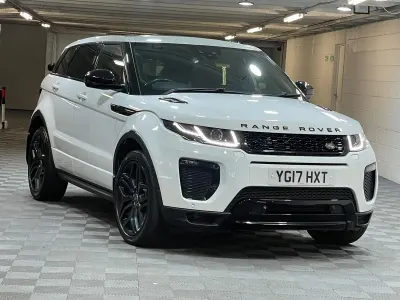 Used Land Rover Range Rover evoque HSE Dynamic 2017 White Estate