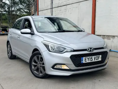 Used Hyundai i20 SE 100 HP (73 kW) 2015 Silver Hatchback