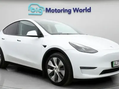 Used Tesla Model Y Long Range AWD 286 kW (389 HP) 2025 SUV