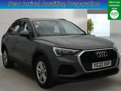 Usado Audi Q3 Comfort 2022 Cinzento SUV
