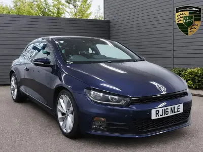 Usado VW Scirocco GT 125 HP (91 kW) 2016 Azul Coupé