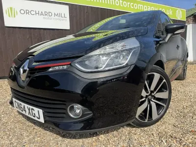 Used Renault Clio Dynamique 90 HP (66 kW) 2014 Black Hatchback