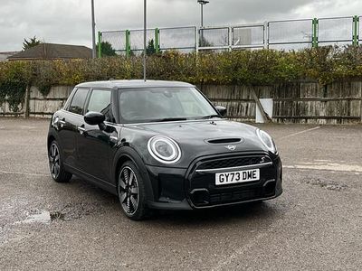 Black Used 2023 Mini Cooper S Exclusive Hatchback | £24,036 (Fair price)
