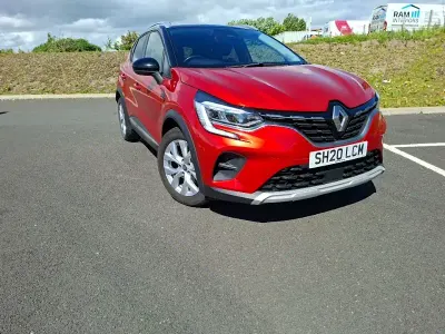 Used Renault Captur Iconic 100 HP (73 kW) 2020 Red SUV