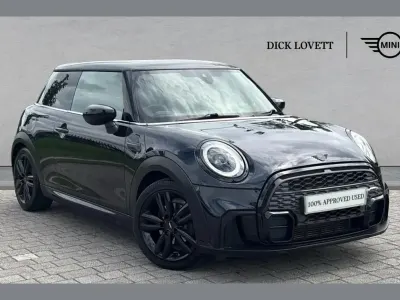Used Mini Cooper Hatch 134 HP (98 kW) 2023 Black Hatchback