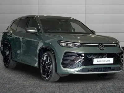 New VW Tayron R-line 148 HP (108 kW) 2026 Cipressino green SUV