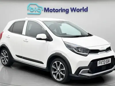 Used Kia Picanto X-Line 67 HP (49 kW) 2022 White Hatchback