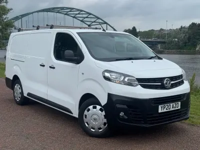 Used Vauxhall Vivaro S 2020 White MPV