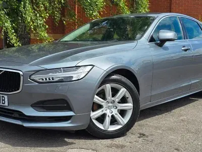 Used Volvo S90 Momentum 190 HP (139 kW) 2018 Grey Sedan