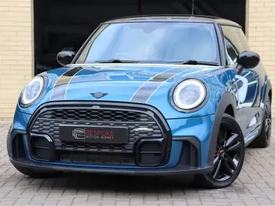 Usado Mini Cooper Hatch 2021 Azul Utilitario