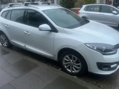 Begagnad Renault Mégane GrandTour Dynamique 110 HK (80 kW) 2016 Vit Kombi