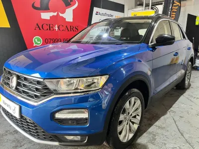 Begagnad VW T-Roc SE 150 HK (110 kW) 2019 Blå SUV