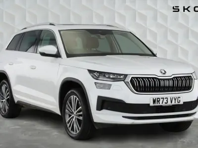 Used Skoda Kodiaq LAURIN & KLEMENT 150 HP (110 kW) 2023 Moon white metallic SUV