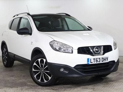 White Used 2013 Nissan Qashqai 360º SUV | £3,000 (Fair price)