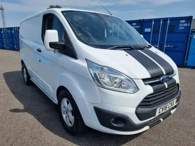 Used Ford Transit Custom Trend 2016 White Estate