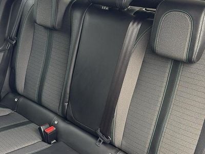 White Used 2022 Peugeot 2008 Allure Premium SUV | £12,899 (Good price)