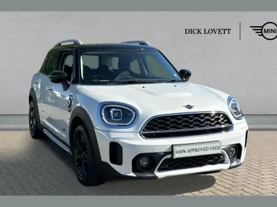 Używany Mini Cooper S Countryman Classic 219 KM (161 kW) 2023 Biały SUV