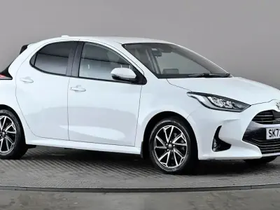 Usata Toyota Yaris Hybrid Design 116 CV (85 kW) 2026 Utilitaria