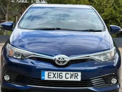 Usado Toyota Auris Business Edition 2016