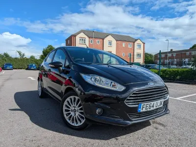 Used Ford Fiesta Titanium 75 HP (55 kW) 2014 Black Hatchback