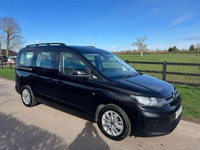 Used VW Caddy Maxi Life 122 HP (89 kW) 2022 Black MPV