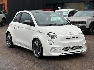 White New 2025 Abarth 500e Turismo Hatchback | £25,995 (Super price)
