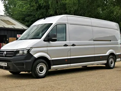 Begagnad VW Crafter Trendline 140 HK (102 kW) 2022 Silver Van
