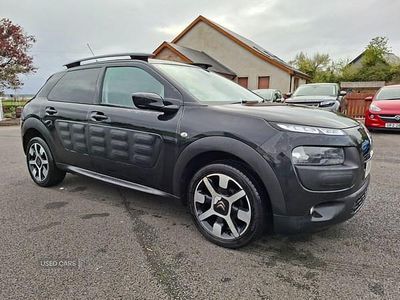 Używany Citroën C4 Cactus Flair 110 KM (80 kW) 2017 Czarny Hatchback