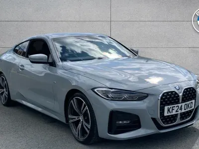 Usado BMW 420 M Sport 181 HP (133 kW) 2024 Cinzento Coupé