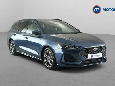 Used Ford Focus ST-Line 125 HP (91 kW) 2023 Blue Estate