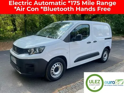 Used Peugeot Partner Premium 136 HP (100 kW) 2024 White MPV