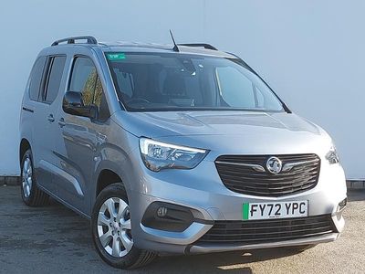 Second-hand Vauxhall Combo 100 kW (136 CP) 2022 Gri Monovolum