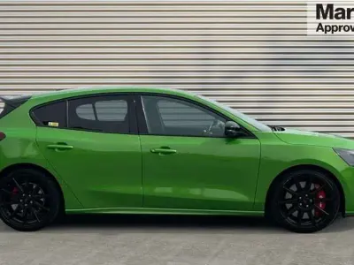 Used Ford Focus ST 280 HP (205 kW) 2023 Green Hatchback