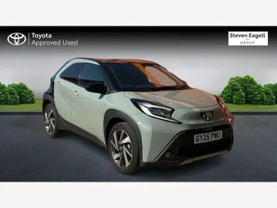 Used Toyota Aygo X 72 HP (52 kW) 2025 Green SUV